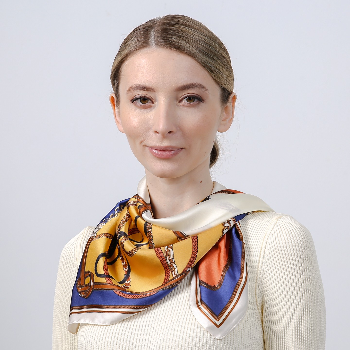 Платок женский с принтом LuckyLOOK Марсала 70x70 см Разноцветный 747-852