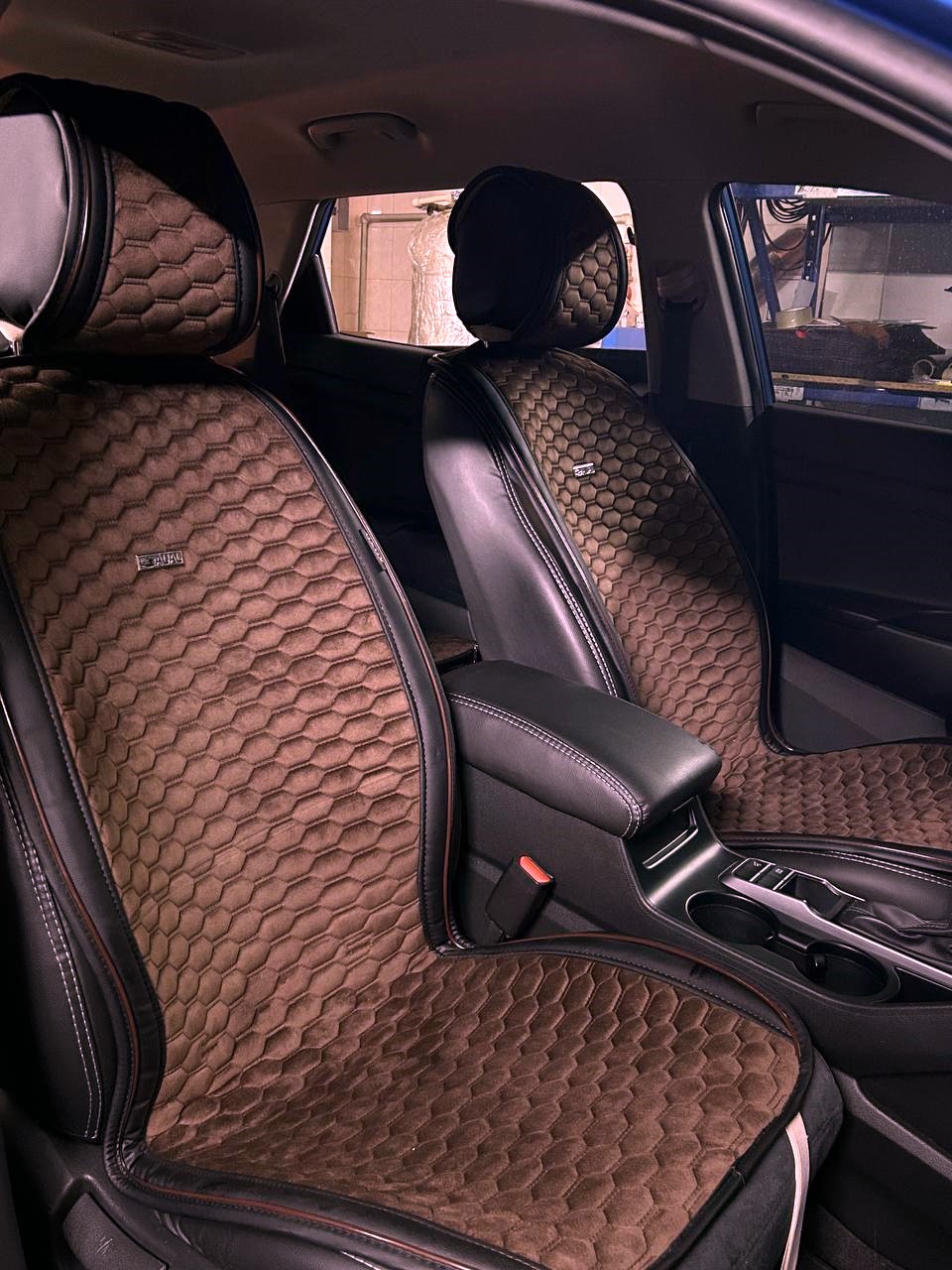 Накидки-чехлы на сиденье для HYUNDAI IX20 2010-2018 AUAU Romeo Коричневый (42195987)