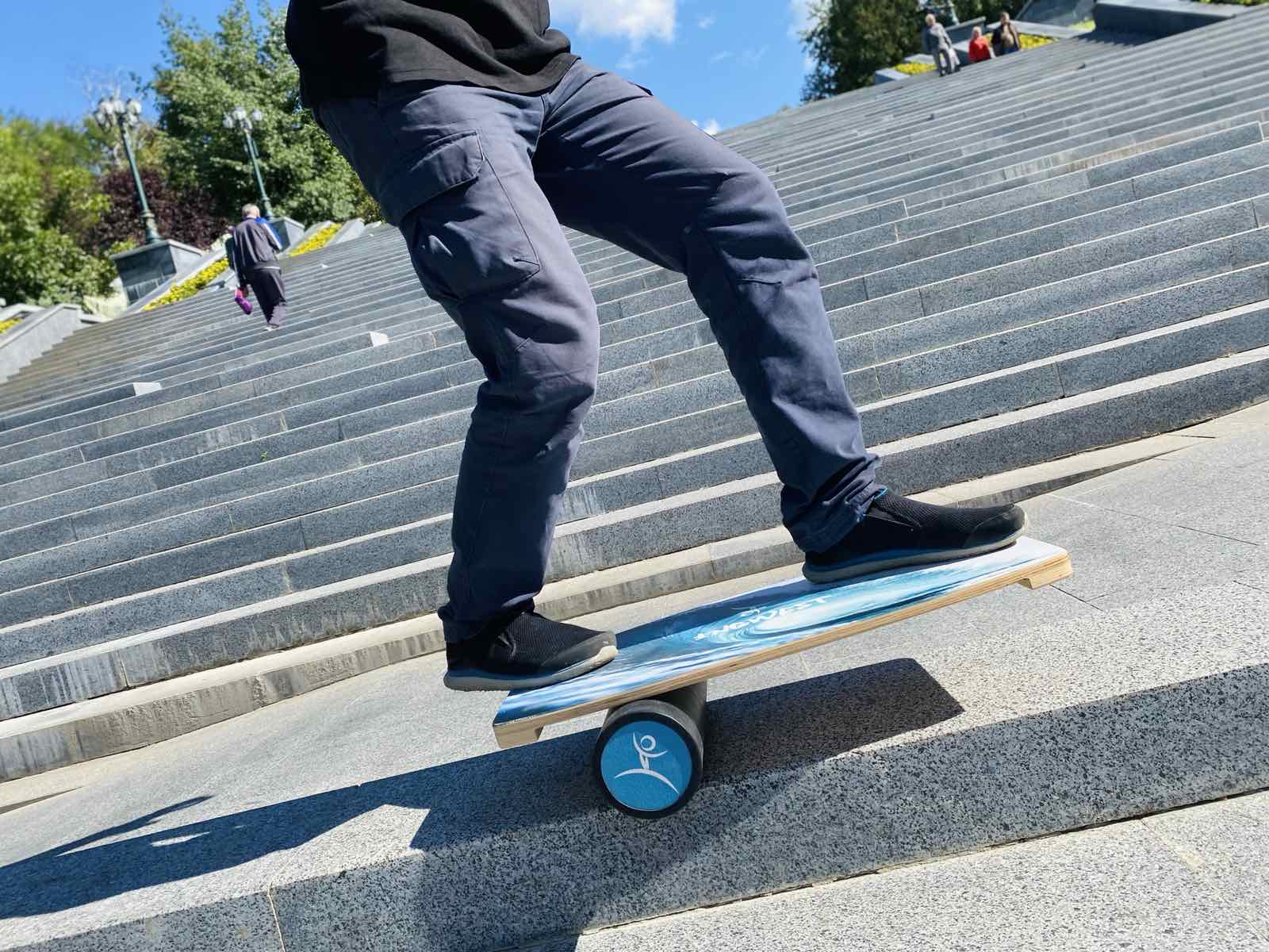Баланс борд InGwest Big Wave Balance Board Training System 70х35х1.5 см Різнокольоровий