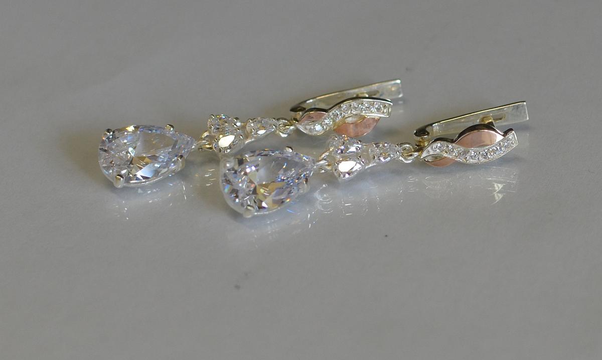 Срібні сережки з сапфіром і фіанітами 099s-13 Прозорий (Sil-684)