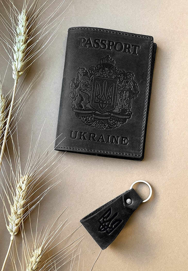 Подарунковий набір шкіряних аксесуарів з українською символікою чорний BlankNote