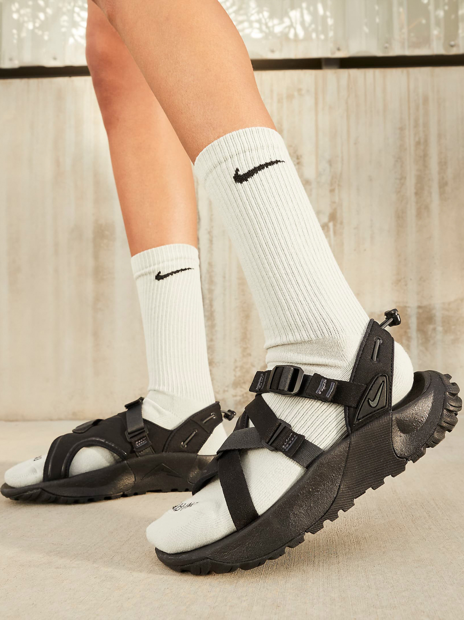 Сандалии Nike Oneonta Next Nature (FB1949-001) 38 Черный