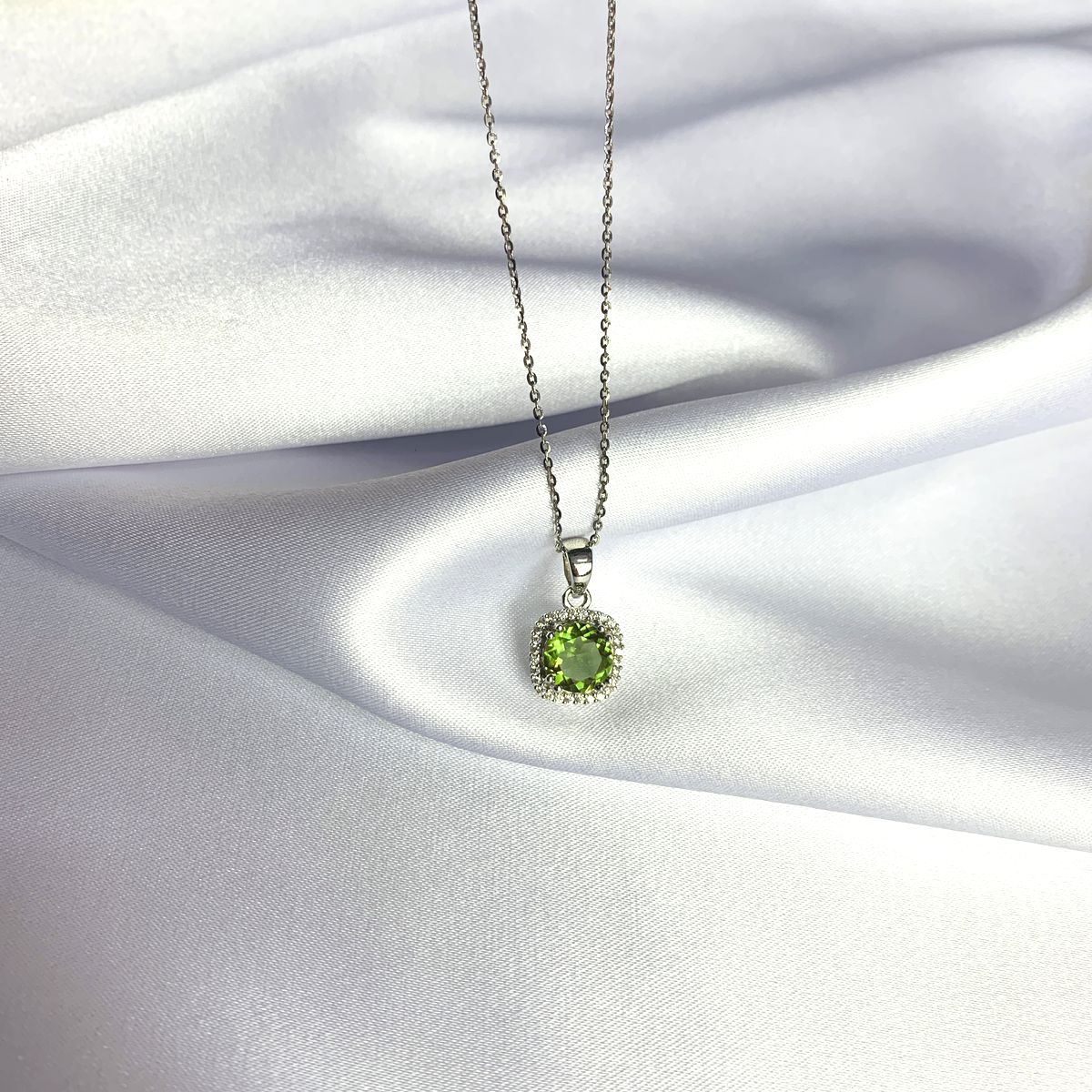 Серебряная подвеска SilverBreeze с султанитом 1.673ct (1964026)