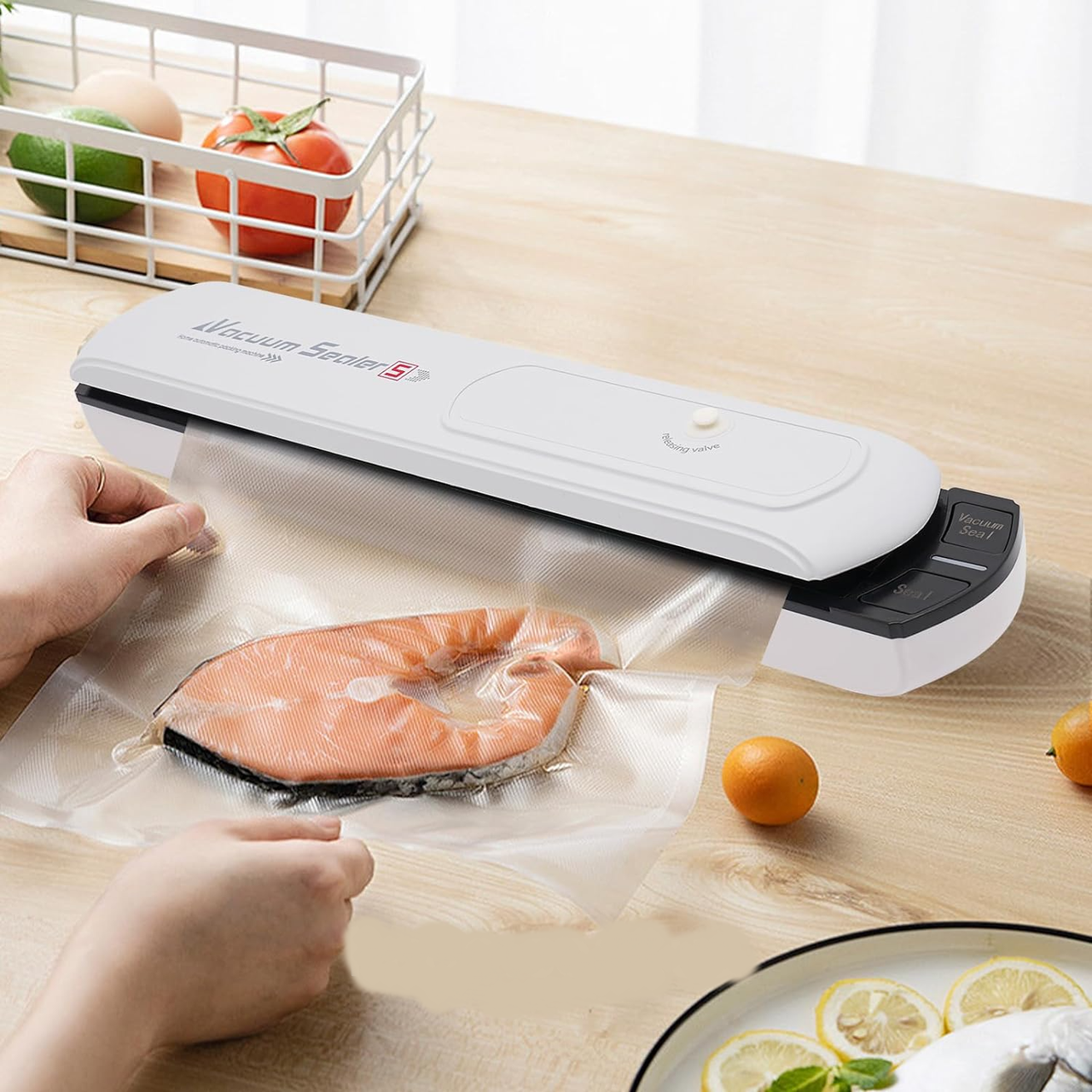 Вакуумный упаковщик VigohA Vacuum Sealer S Белый