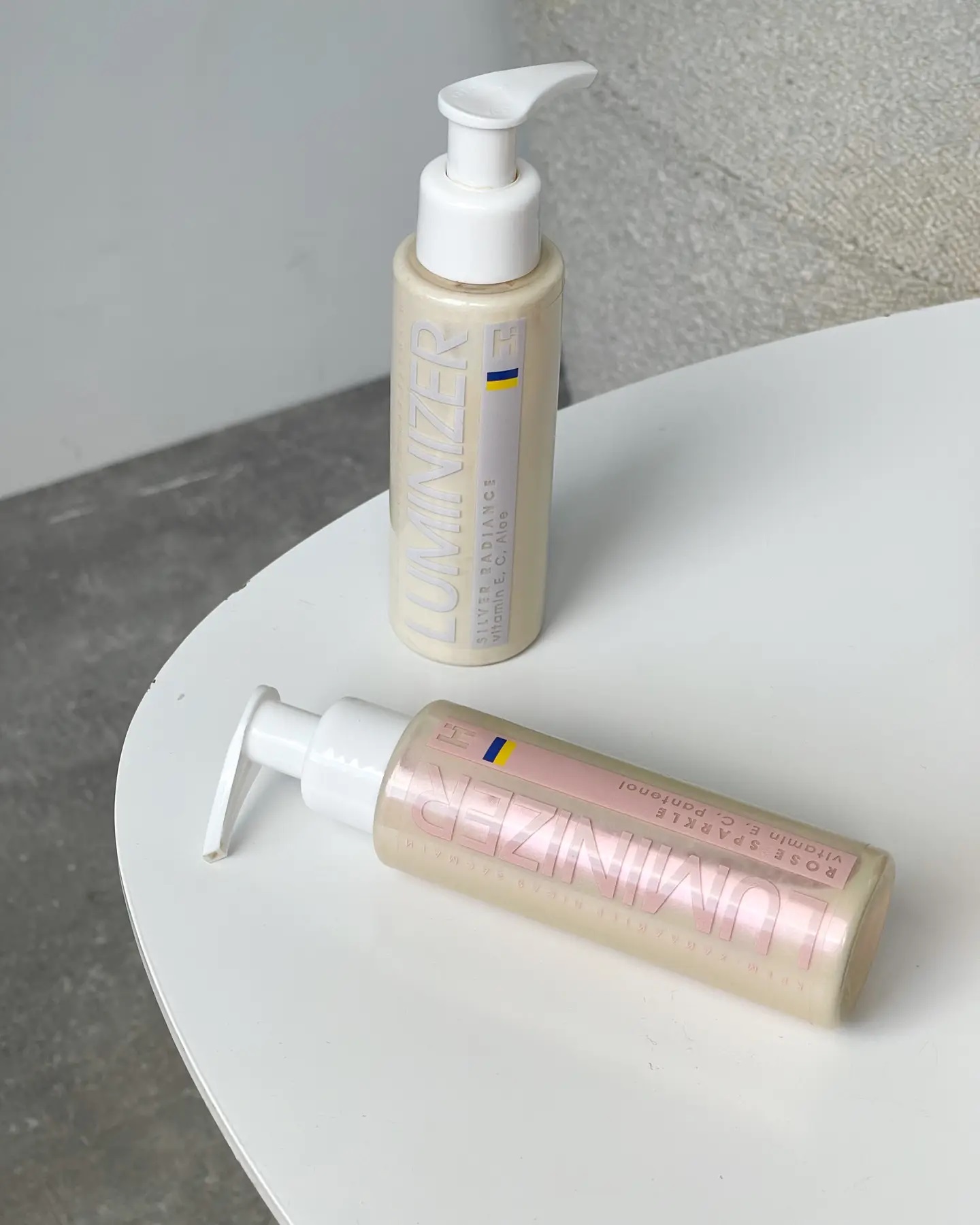 Крем-хайлайтер для тела успокаивающий Luminizer Rose Sparkle Hillary 100 мл