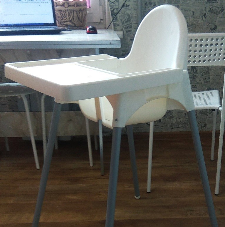 Стульчик для кормления + столик IKEA ANTILOP 56х62х90 см Бело-серый