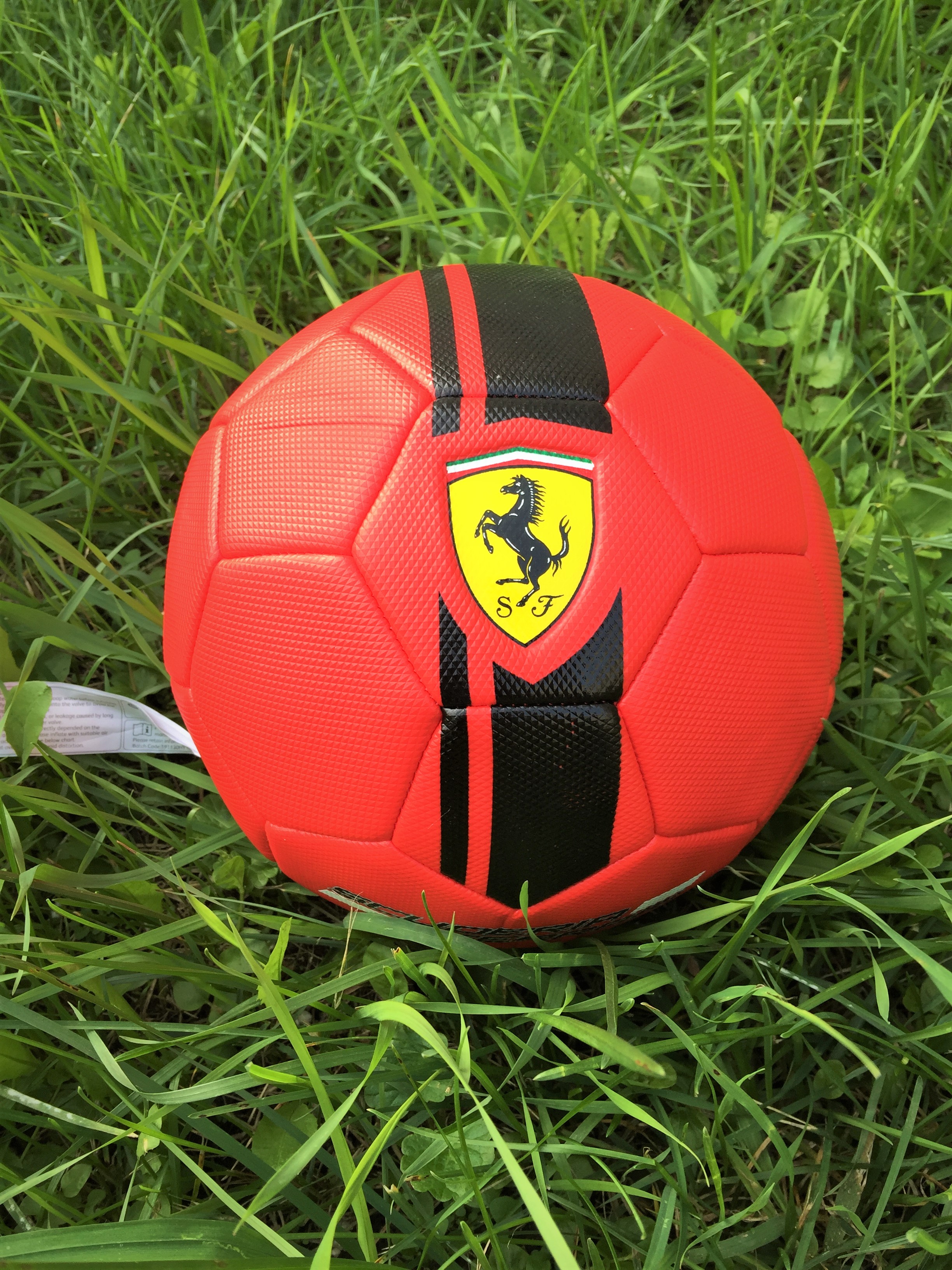 М'яч футбольний Ferrari р.5 Червоний F664