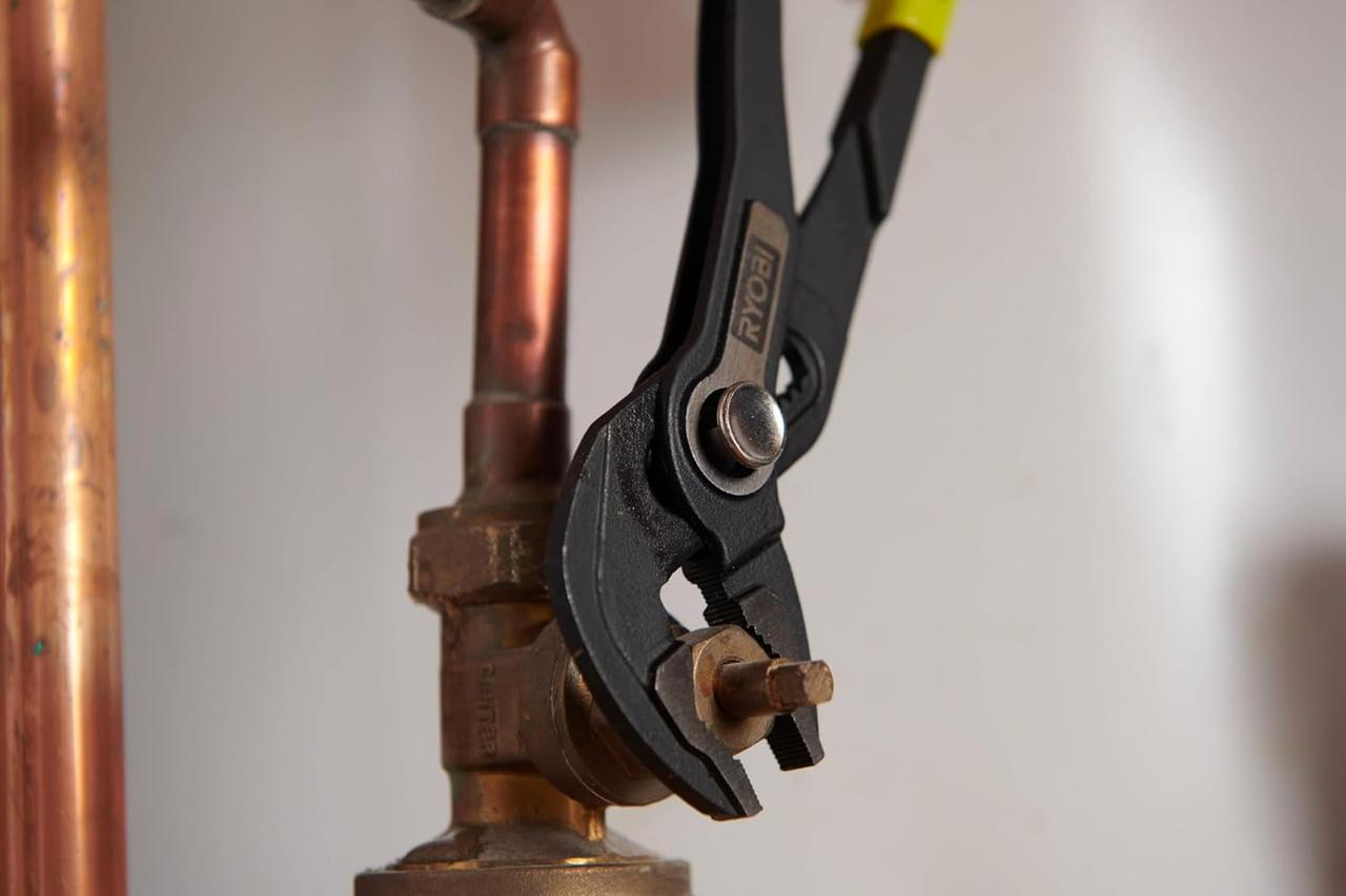 Клещи переставные с фиксатором RYOBI RHPBP200 200 мм iz16220