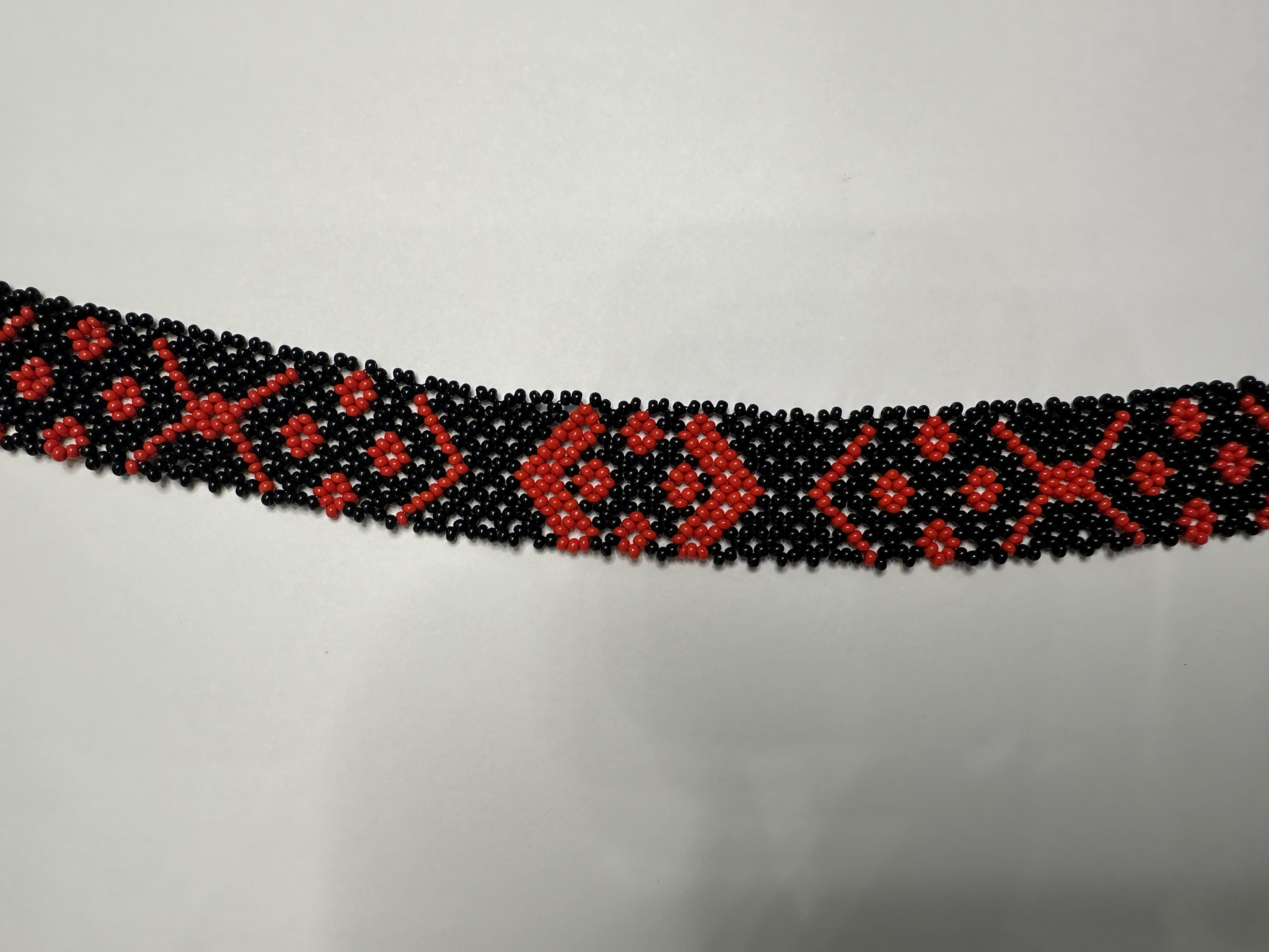 Традиционное украинское ожерелье чокер из бисера HatynkaUA Necklace 29 см Black-Red (SUN999_57)