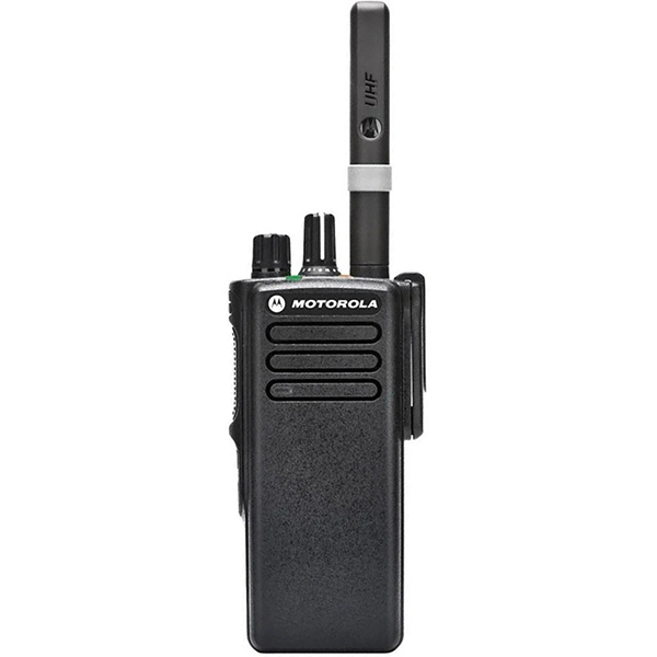 Радиостанция цифровая Motorola DP4400e VHF 1 аккумулятор PMNN4544A на 2450 мАч