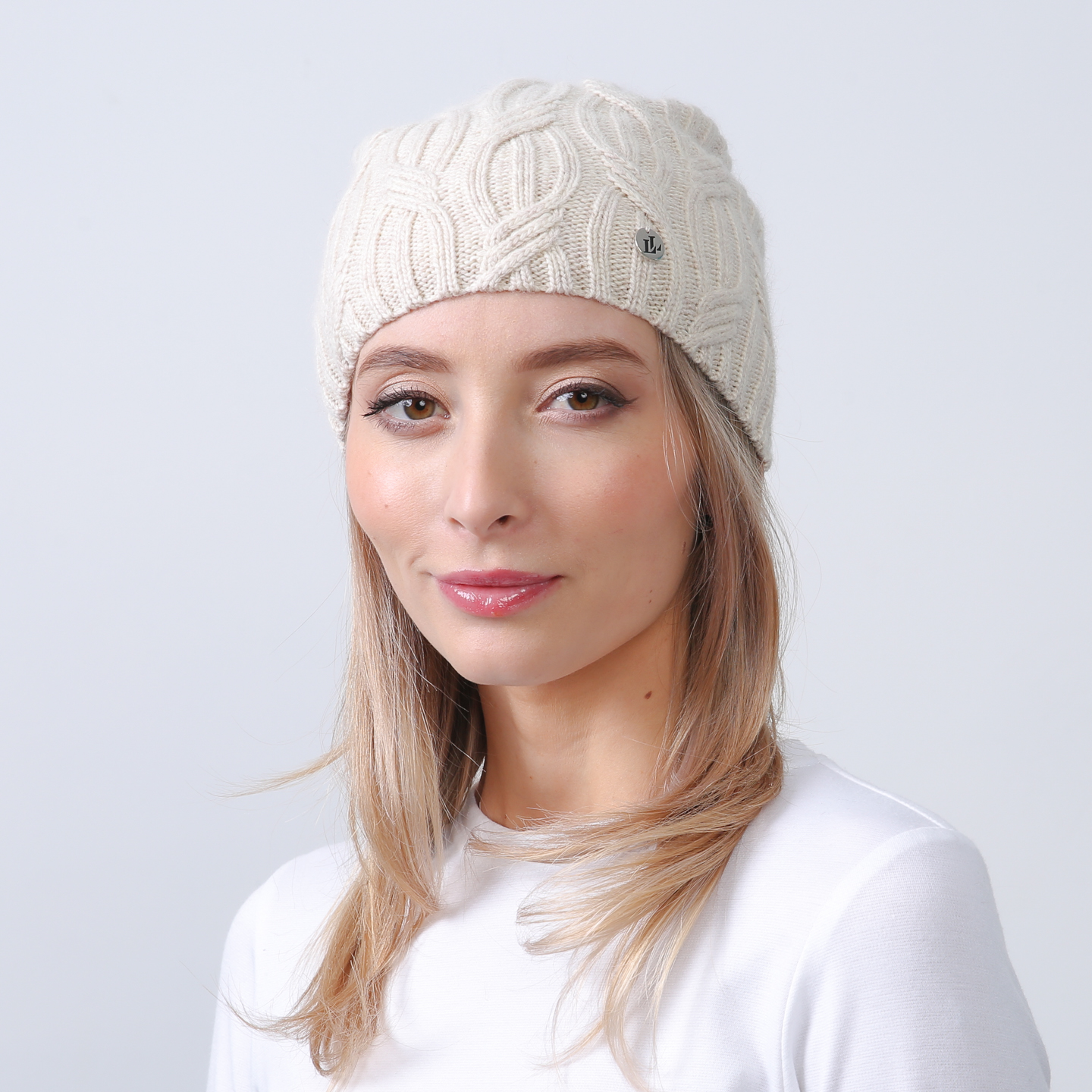 Шапка колпак женская LuckyLOOK Amala One Size Бежевый 593-305