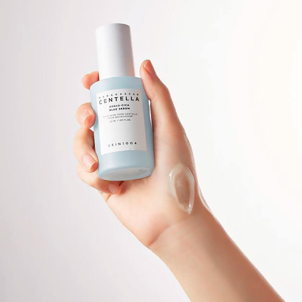 Сироватка для обличчя зволожуюча SKIN1004 Madagascar Centella Hyalu-Cica Blue Serum 50 мл