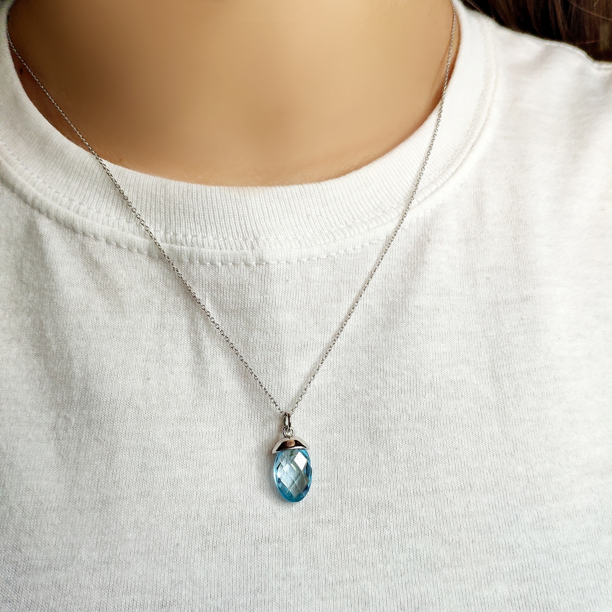 Серебряное колье SilverBreeze с натуральным топазом 3.792ct (2126393) 500