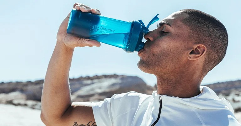 Шейкер спортивний Blender Bottle Pro45 1270ml Ocean Blue (1838398757)