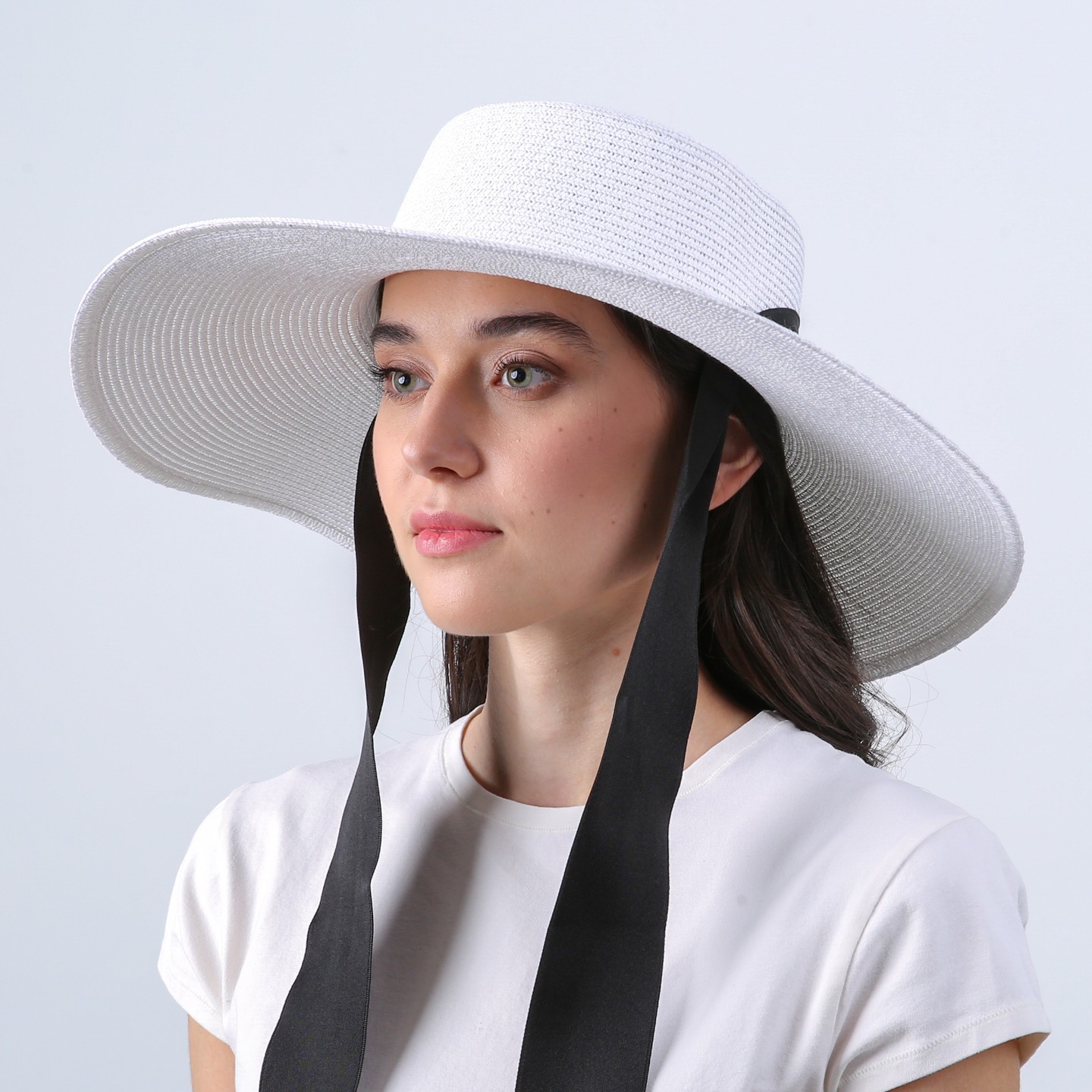 Шляпа женская LuckyLOOK Перис One Size Бело-черный 735-194