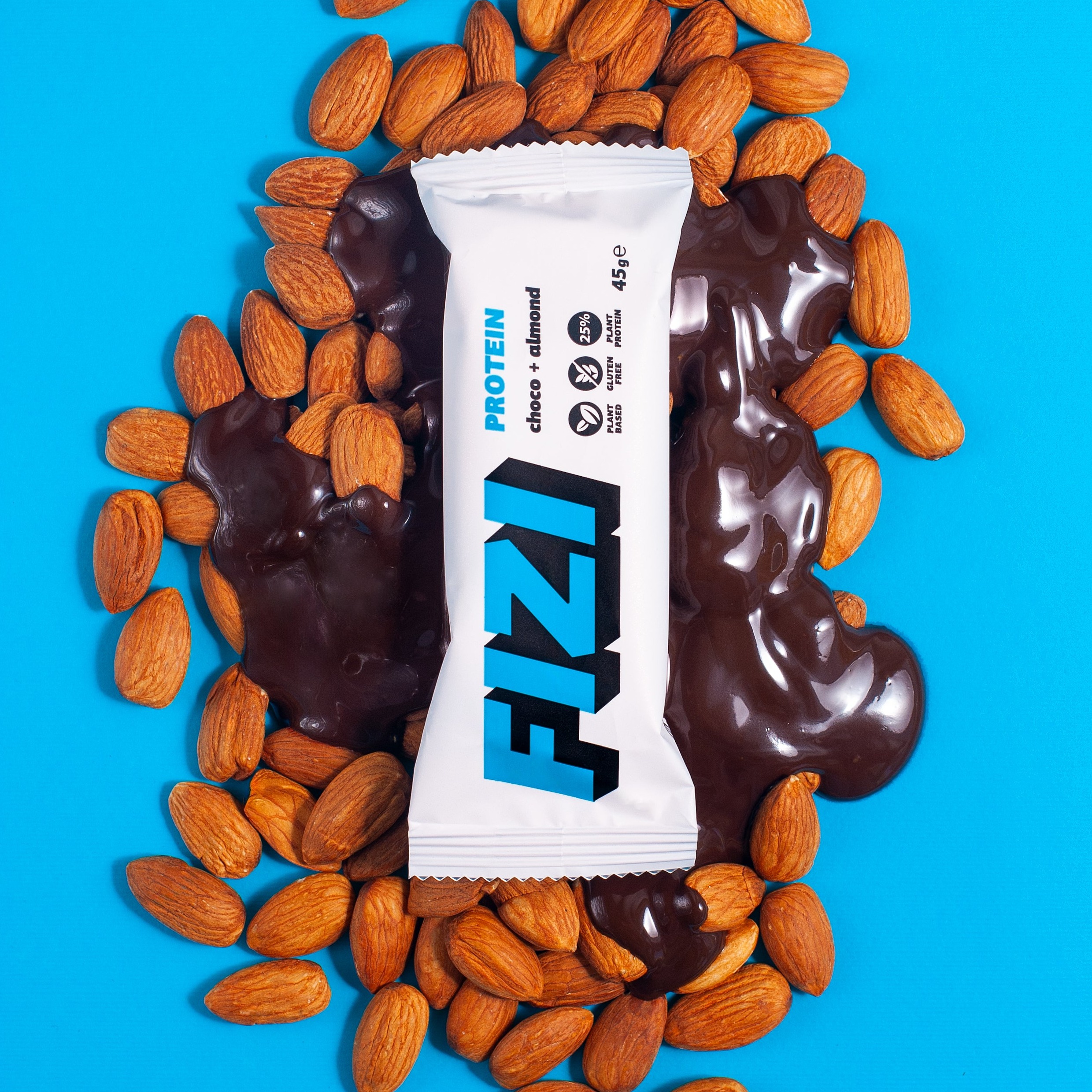 Протеиновый батончик без глютена FIZI Choco+almond 25% 45 г х 10 шт Растительный протеин (4820262540429)