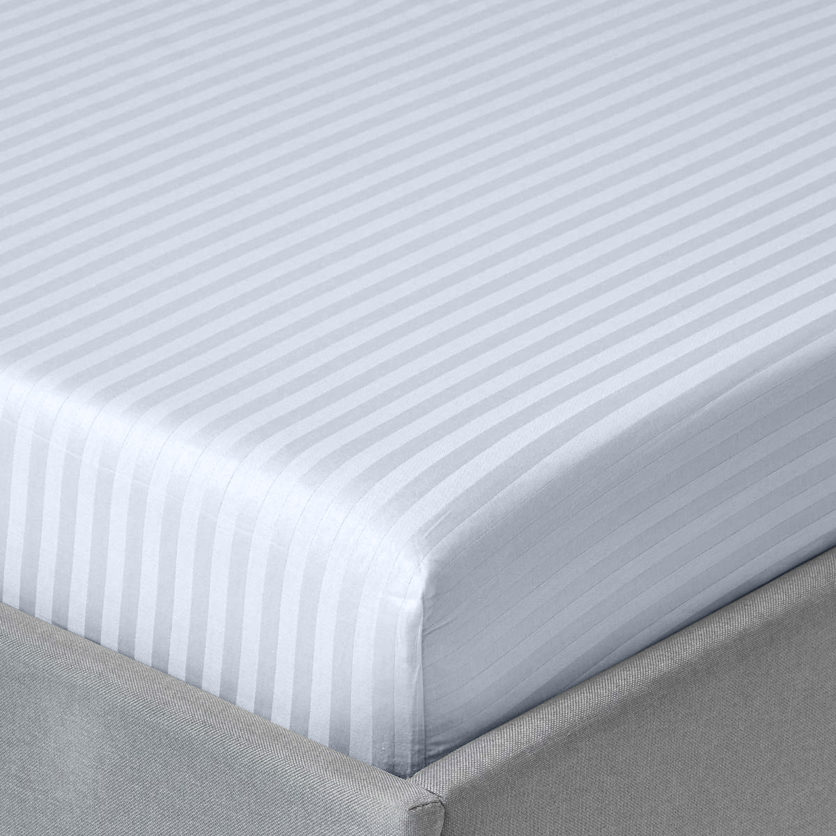 Дитяча постільна білизна сатин у ліжечко PORCELAIN Cosas Білий 110х140 см