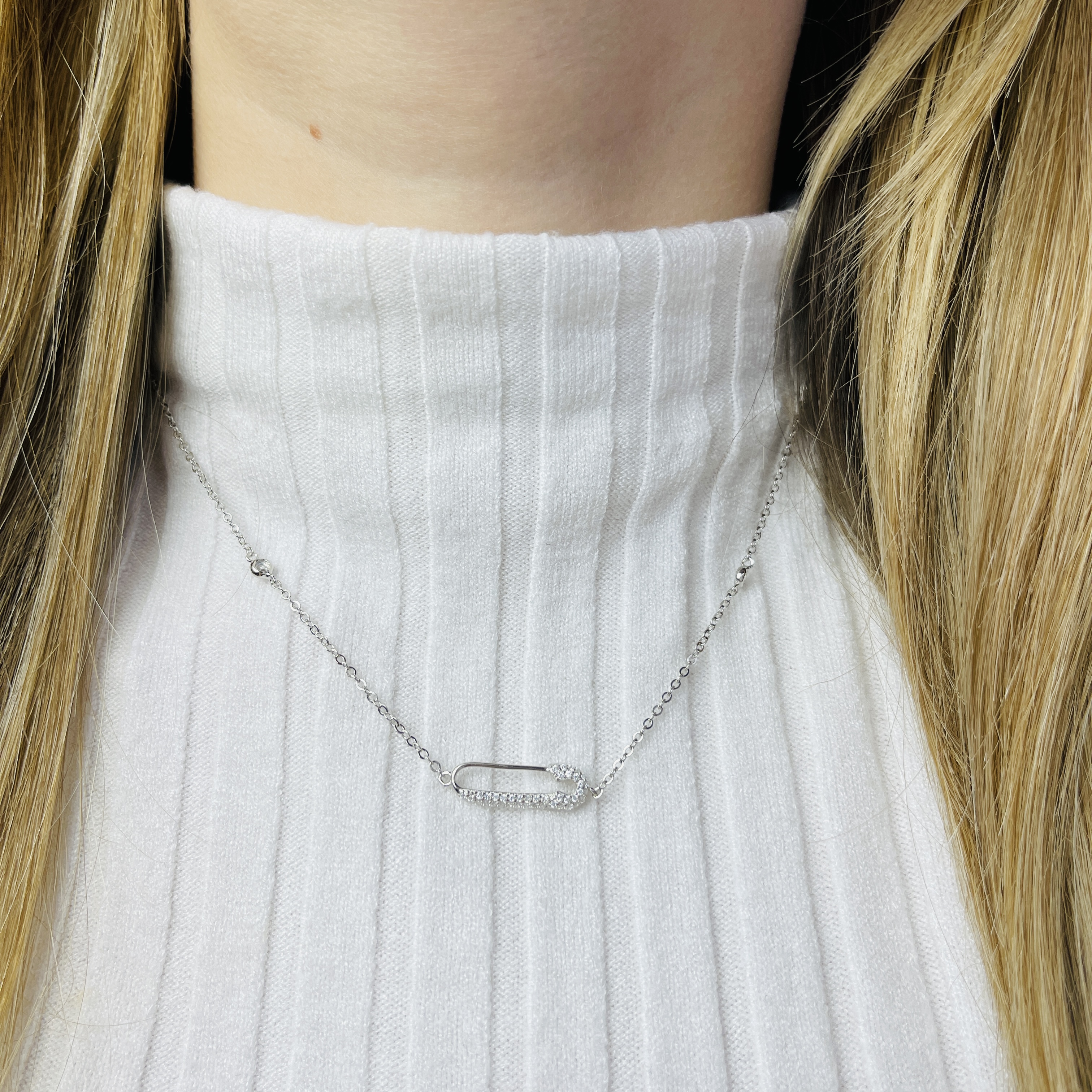 Серебряное колье SilverBreeze с фианитами (2102793) 420-460