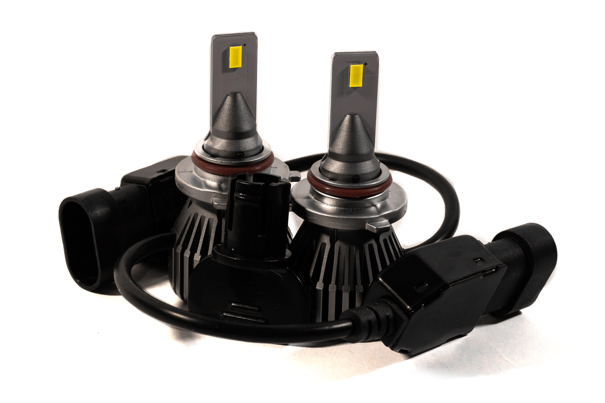 Комплект LED ламп HeadLight F1X HB3 (P20d) 52W 12V 8400Lm с активным охлаждением (увеличенная светоотдача)