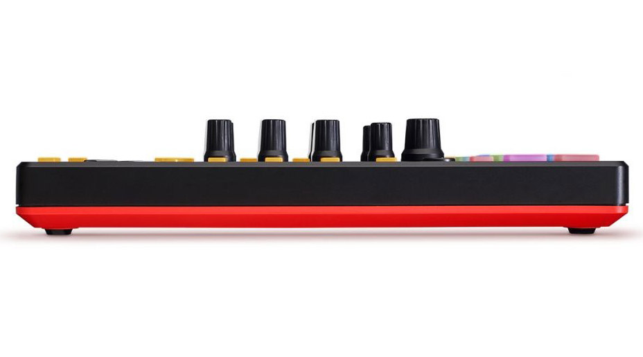 DJ контроллер AKAi AFX