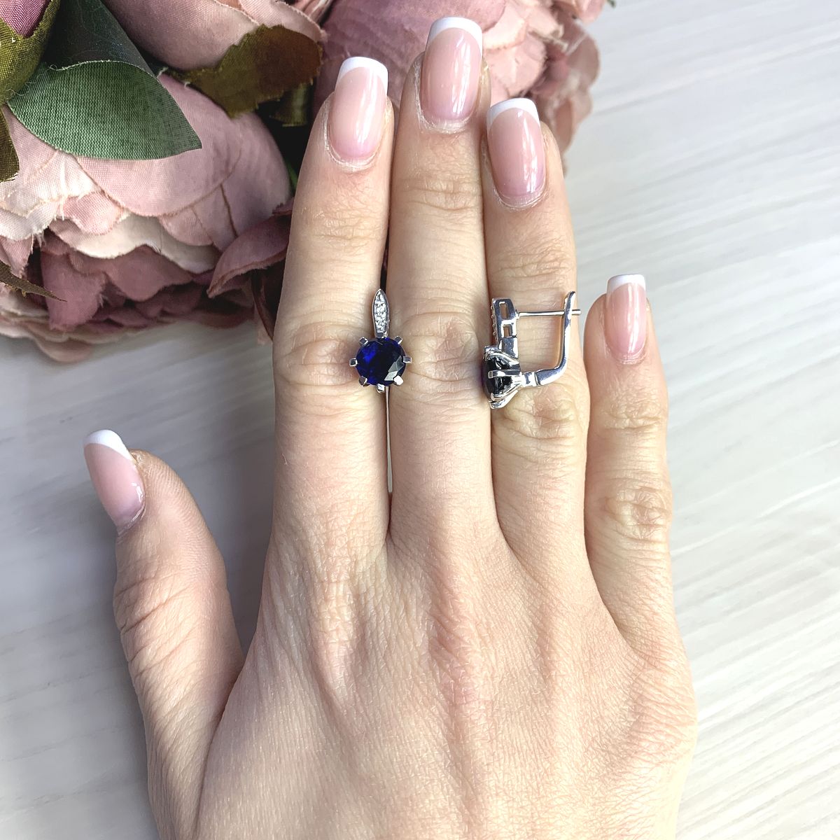 Серебряные серьги SilverBreeze с сапфиром nano 5.16ct (2073055)