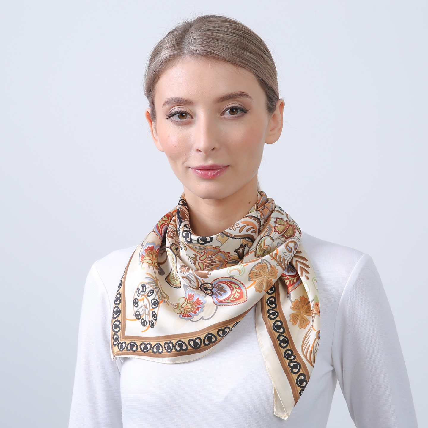 Хустка жіноча LuckyLOOK Арабелла 70x70 см Різнокольоровий 714-885
