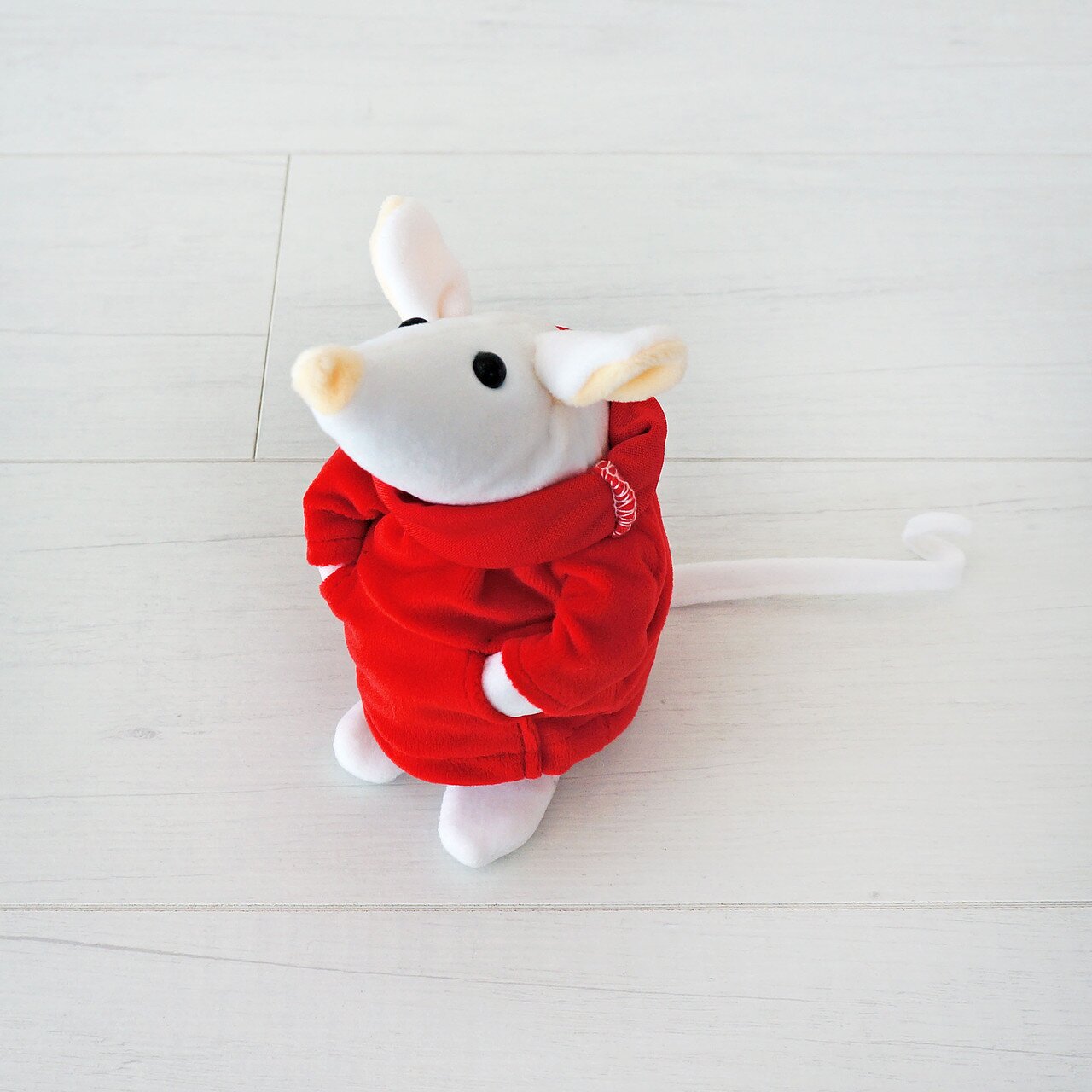 М'яка іграшка Kidsqo Мишеня Скіпі 15 cм Біле з червоним (KD176)