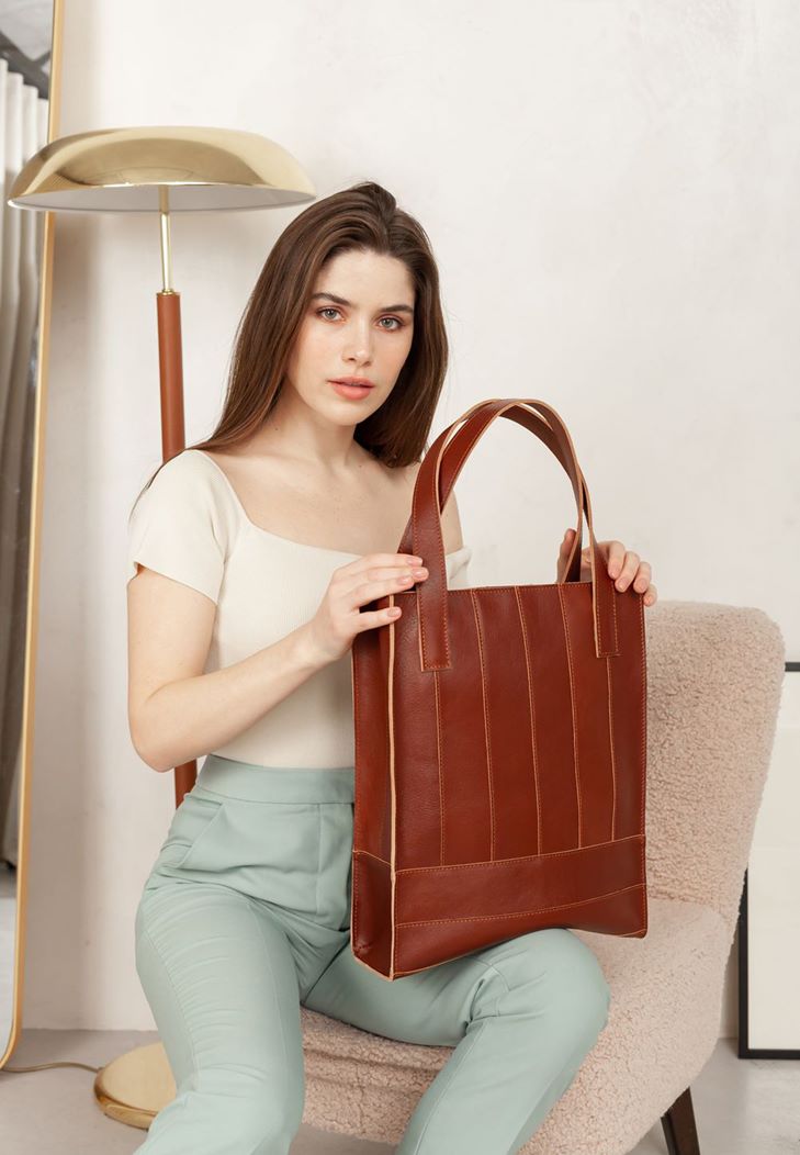 Шкіряна жіноча сумка шоппер Бетсі сітло-коричнева краст BlankNote