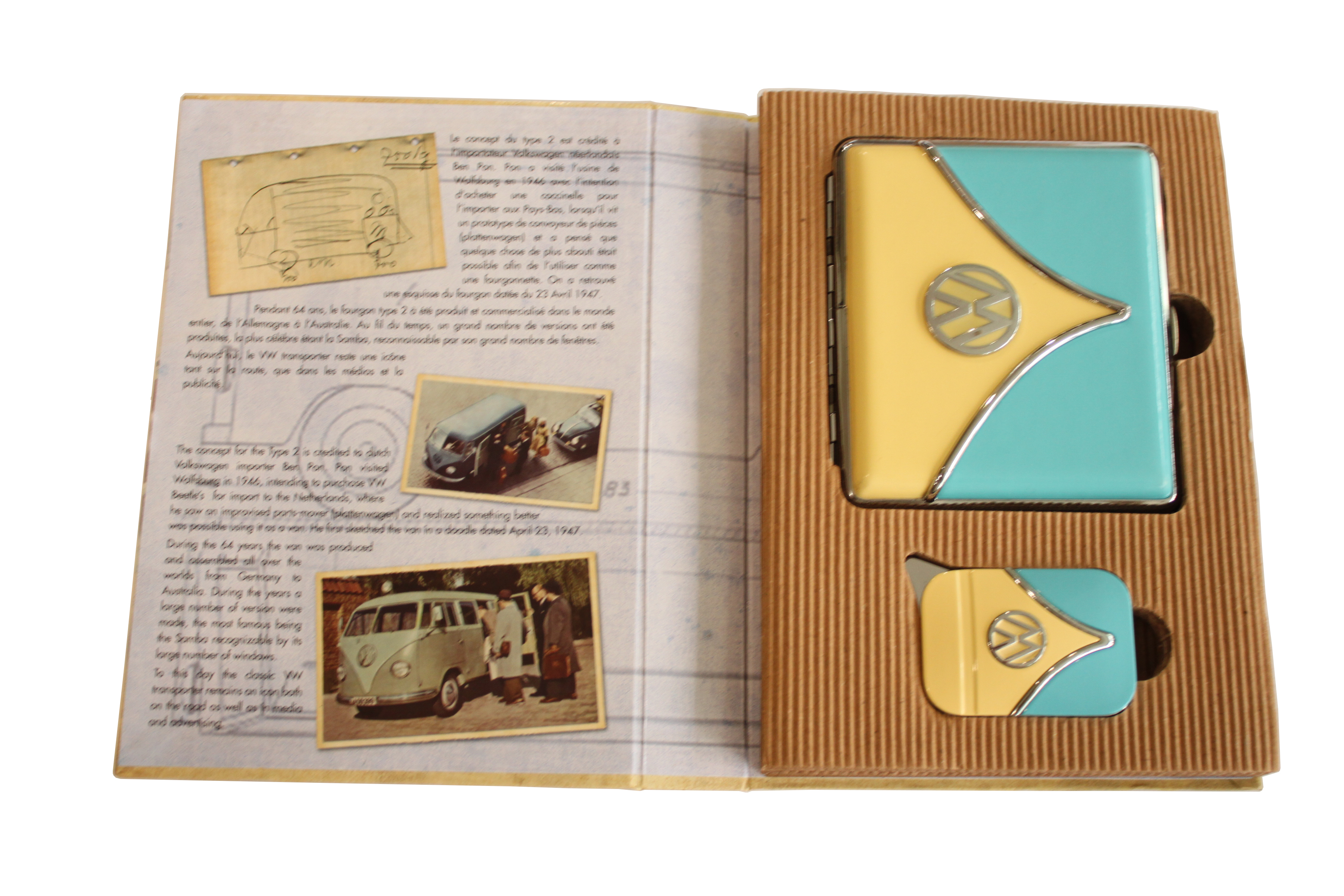 Набор портсигар и газовая зажигалка Licences VW Giftset Lighter&Cigarette Case Желто-голубой (40610066YEBLU)