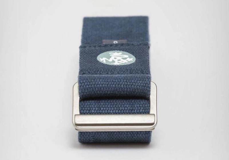 Ремень для йоги Manduka AligN Yoga Strap 304×4.4 см Midnight