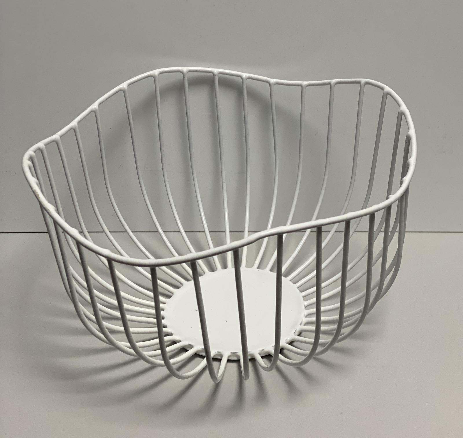 Корзина для фруктов DECOR Волна 25х24,5х13 см 1005 белый