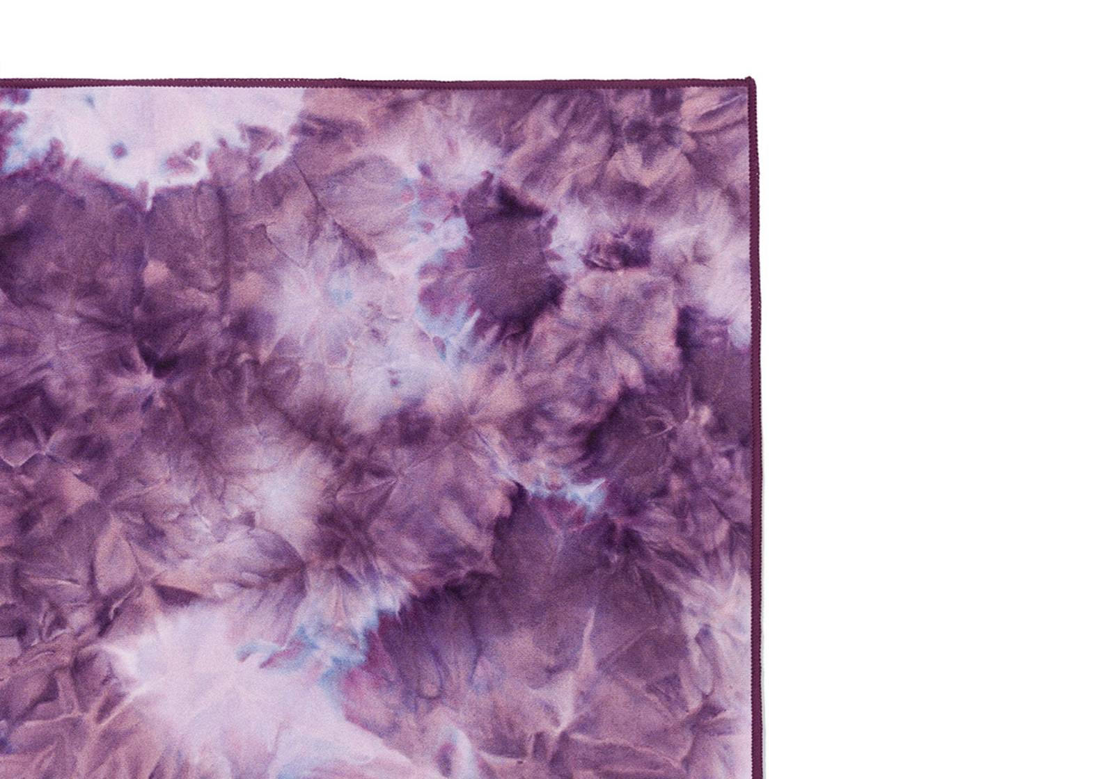 Полотенце для йоги Manduka eQua Mat Towel Indulge Blush Tie Dye 182x67 см Фиолетовый