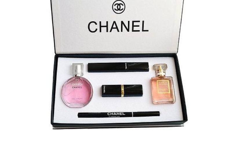 Набор косметики Chanel Present Set 5 в 1