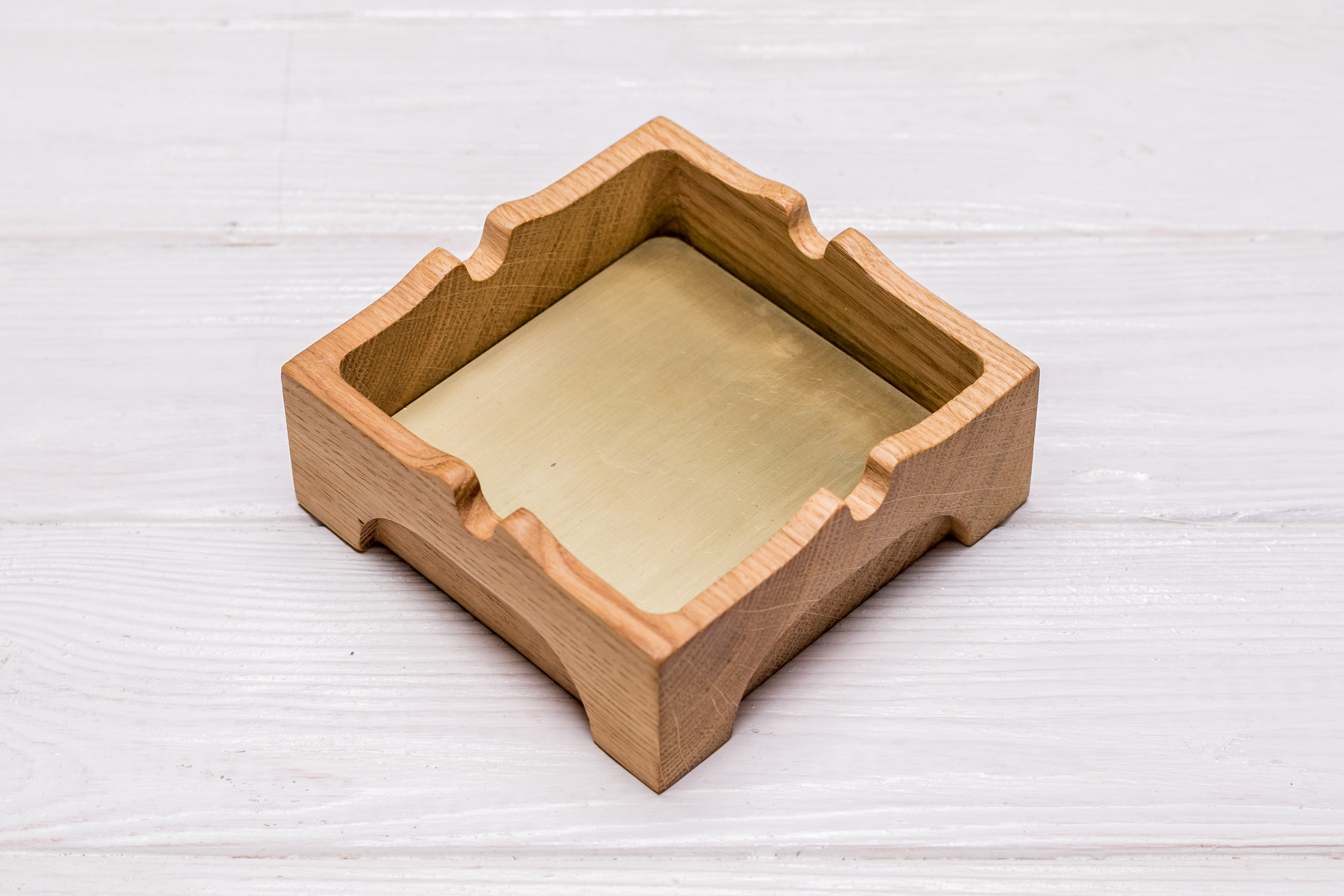 Деревянная пепельница из дуба "Крепость" ecoWalnut