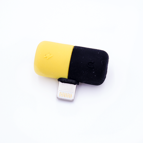 Переходник сплиттер разветвитель 2 в 1 2Life для iPhone X / 8 / 7 для зарядки и наушников Black (n-409)