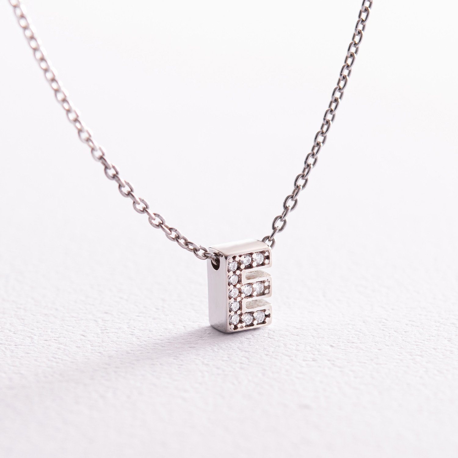Серебряное колье с буквой Е с фианитами 1103 Е Оникс 45