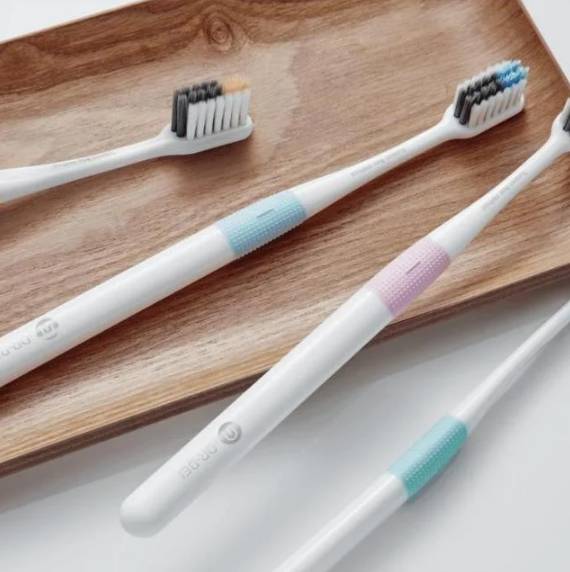 Набір зубних щіток Xiaomi DOCTOR B Colors 4 шт (D57027)