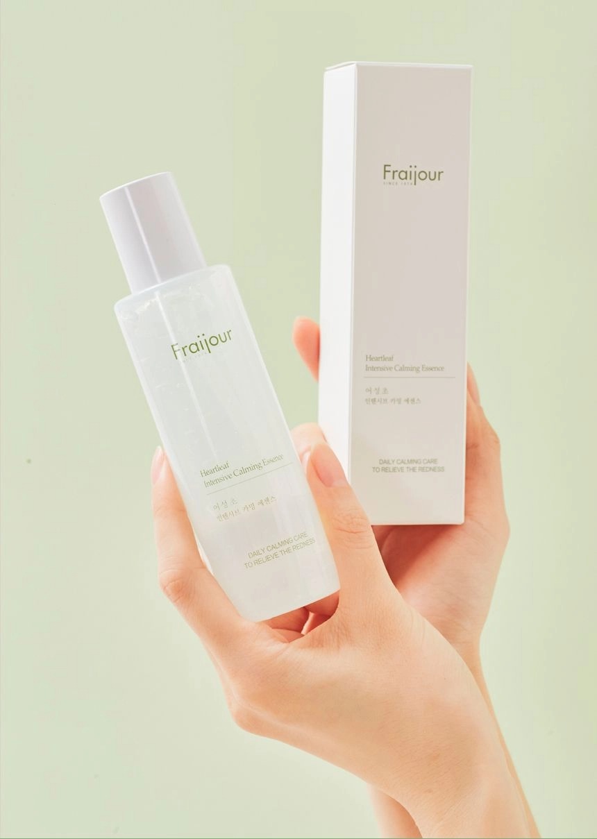 Есенція для чутливої шкіри обличчя з хауттюйною Heartleaf Intensive Calming Essence Fraijour 120 мл (8802929007830)