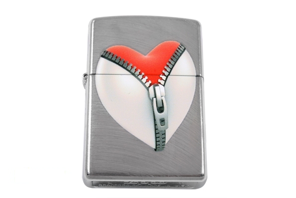 Запальничка бензинова Zippo ZIP HEART EBONY (28327)