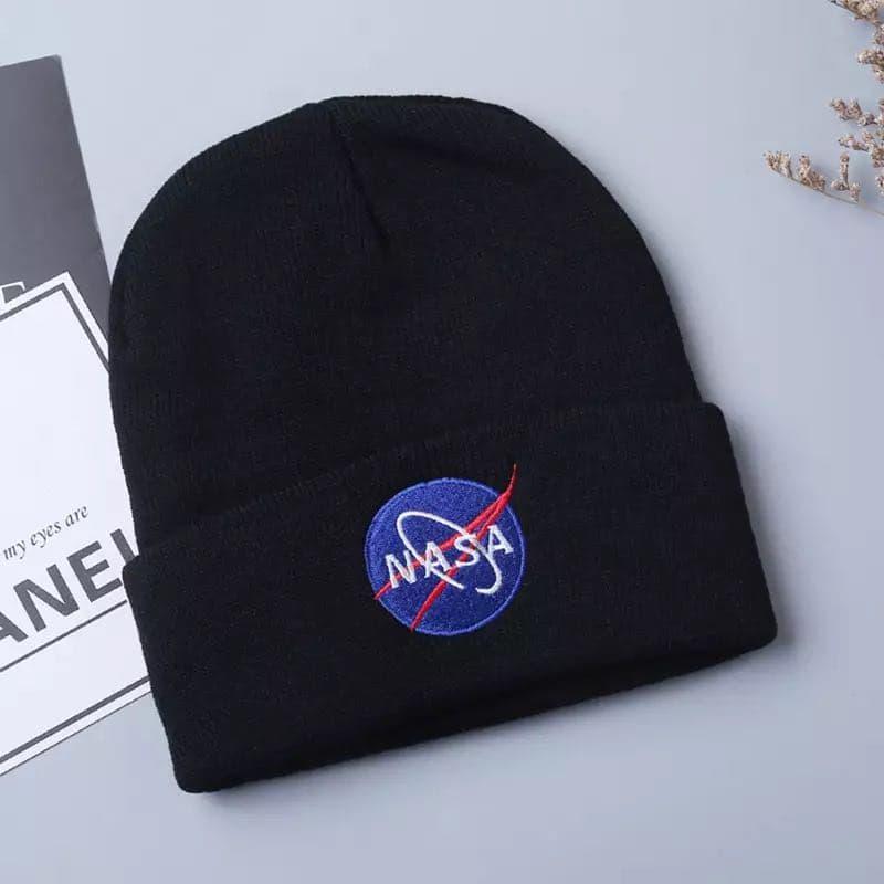 Шапка Jsstore NASA c вышивкой One size Черная