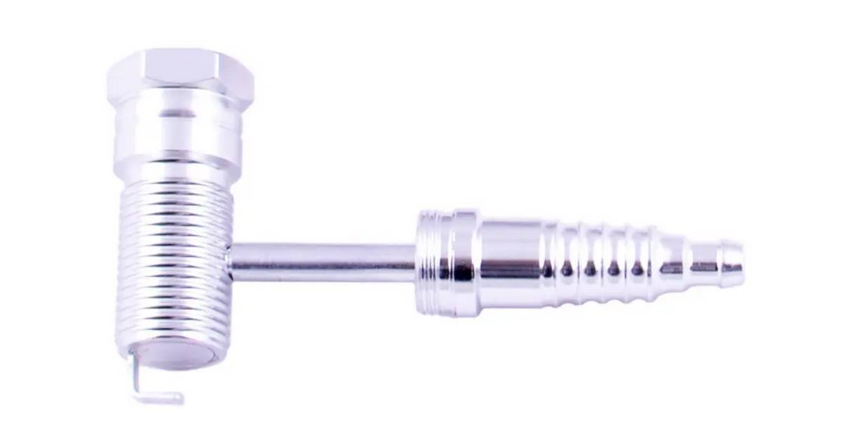 Трубка курительная металлическая автомобильная свеча Changfeng HL-233 Silver (15666-hbr)