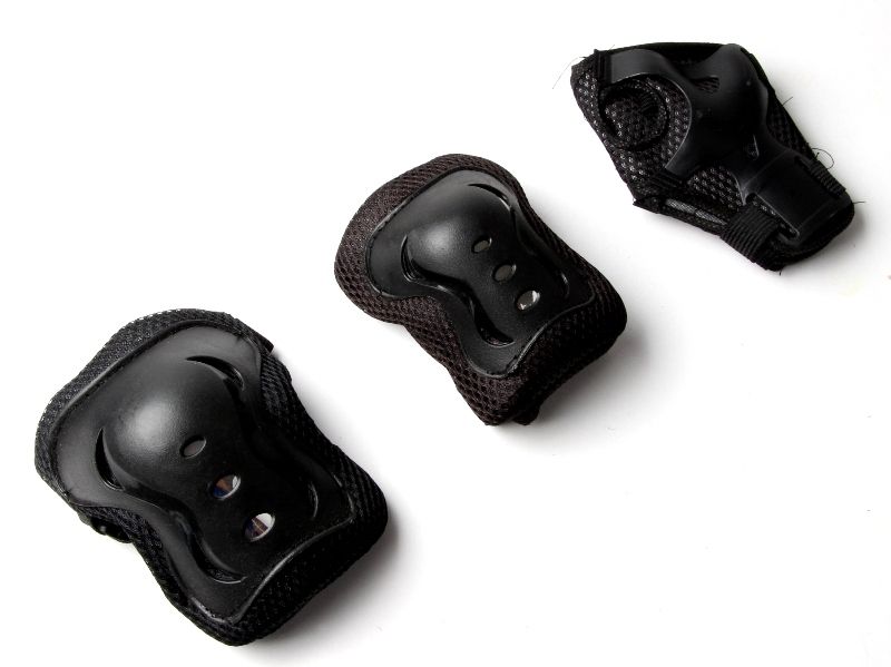 Захист спортивний Sport Series M Black (1058117723)