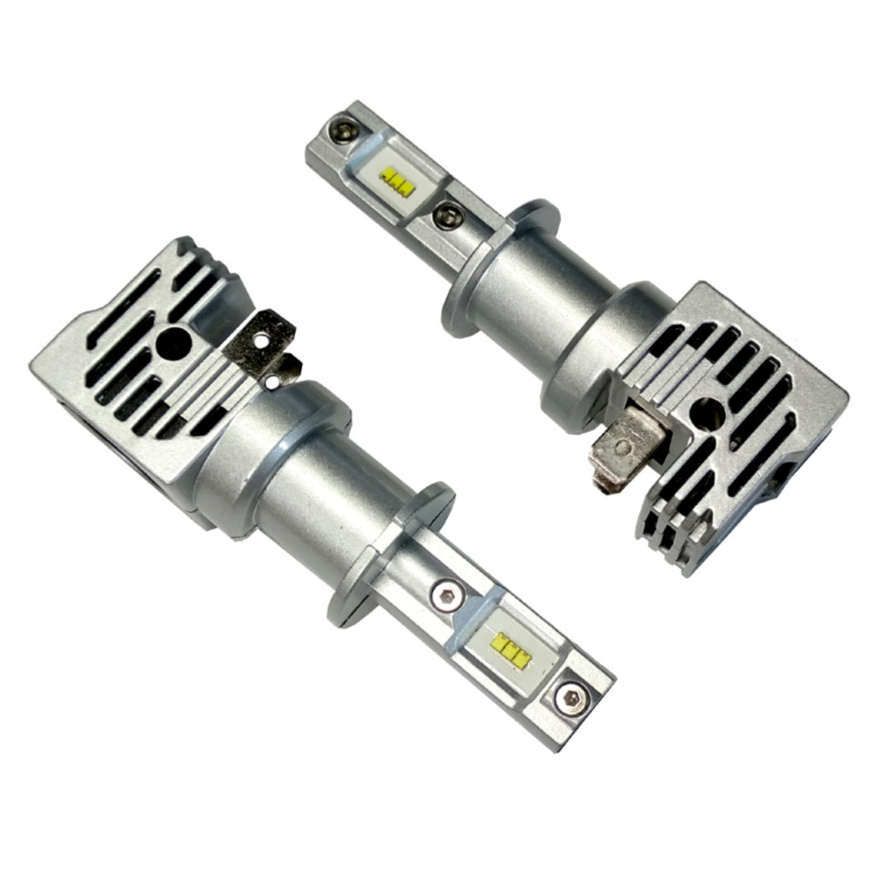 Комплект LED ламп HeadLight M3 H3 (Pk22s) 27W 9-32V 6000K с активным охлаждением