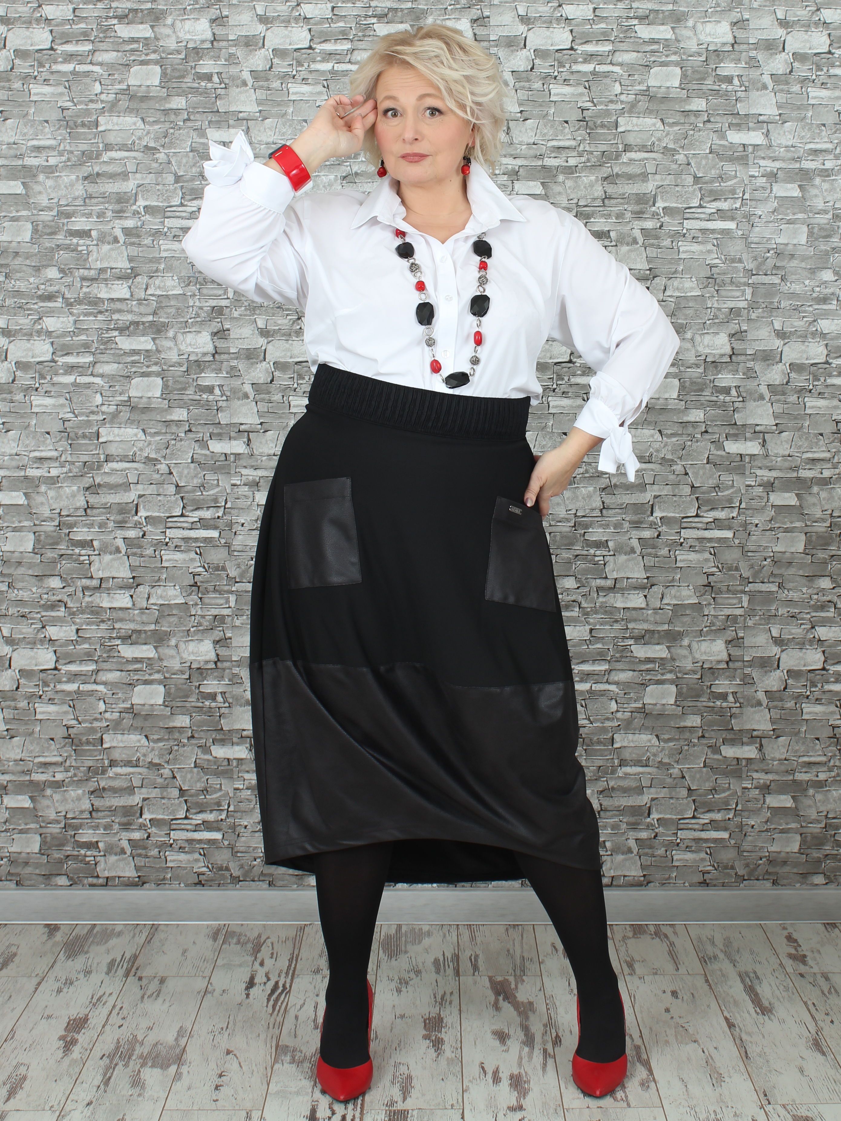 Женская юбка NadiN 1646/1 52 Чёрная (1646_1_52)