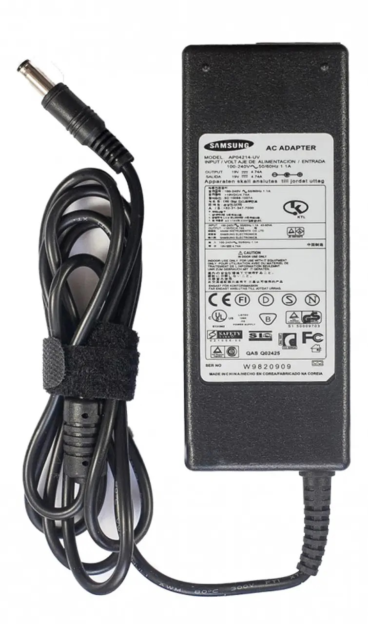 Блок живлення RIAS для ноутбука Samsung 19 V 3.16 A 60 W 5.5x3.0 з кабелем живлення (3_00720)