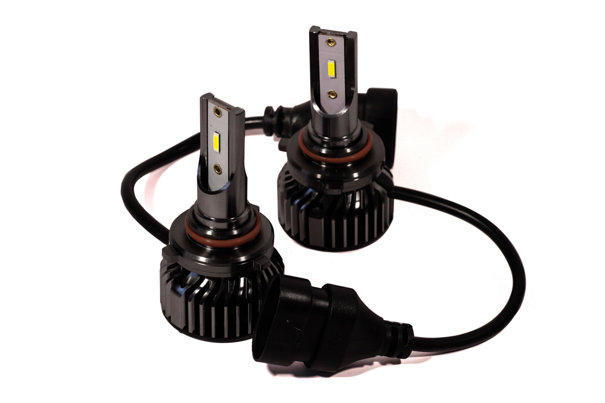 Комплект LED ламп HeadLight T18 HB4 (P22d) 30W 9-32V 6000K