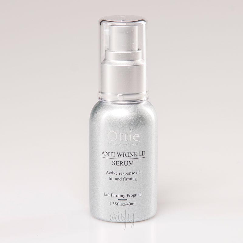 Антивозрастная сыворотка для лица с ретинолом Ottie Anti Wrinkle Serum 40 мл (8809082732050)