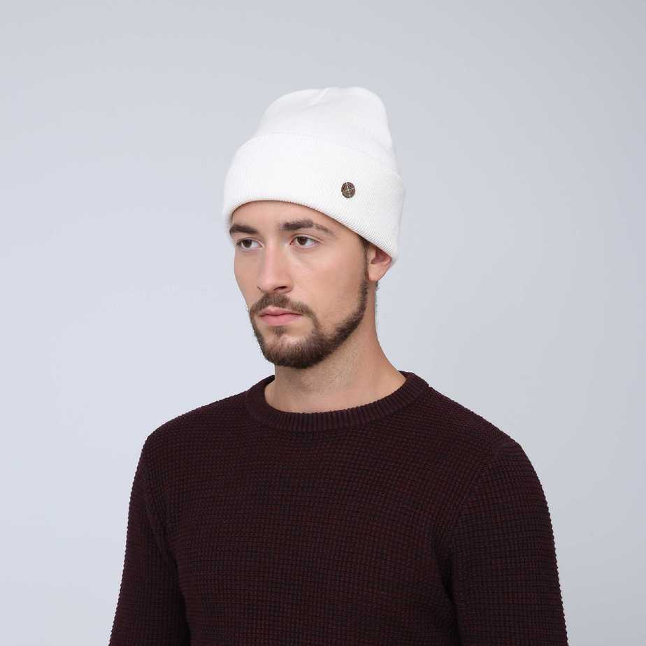 Шапка LuckyLOOK мужская бени 232-069 One size Белый