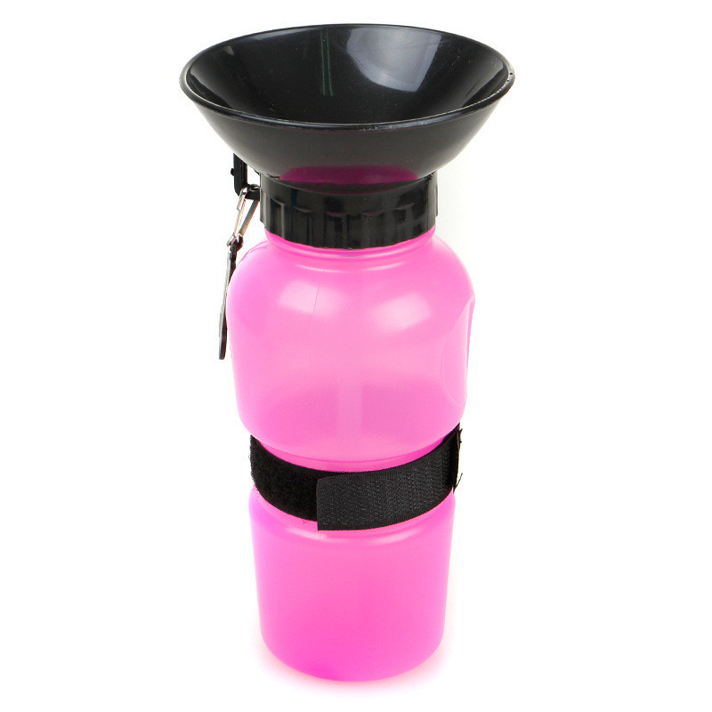 Портативная поилка с чашей для собак SUNROZ Dog Bottle 500 мл Розовый