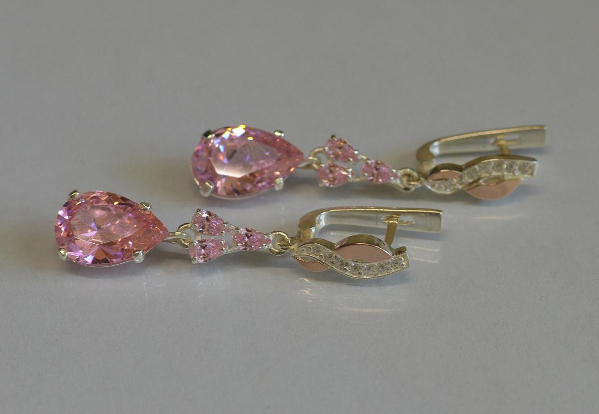 Серьги серебренные Sil Myau с золотыми пластинами и фианитами 099s-2 Розовый (Sil-674)